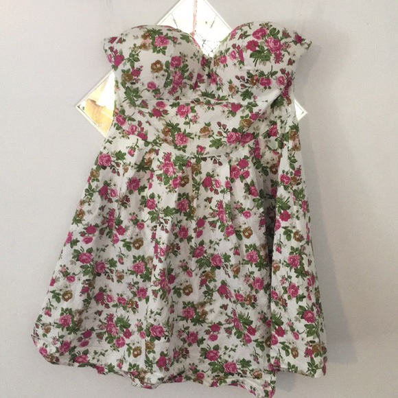 Floral Dress - Picture 1 of 6